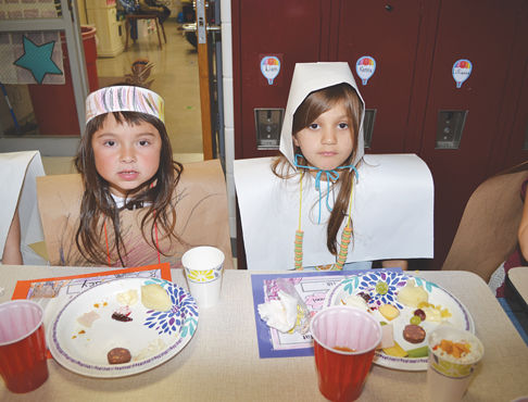Columbus kindergarten Thanksgiving feast
